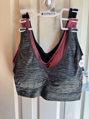 NWT SET OF THREE FITWELL WIRELESS COMFORT BRA SET